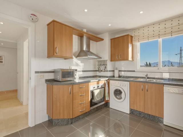 3 Bedrooms Apartment in Estepona