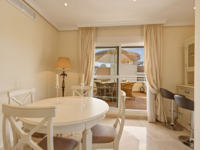 3 Bedrooms Apartment in Estepona