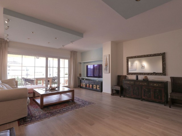 Lägenhet, Cabopino, R5348041