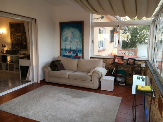 6 Bedrooms Villa in Mijas