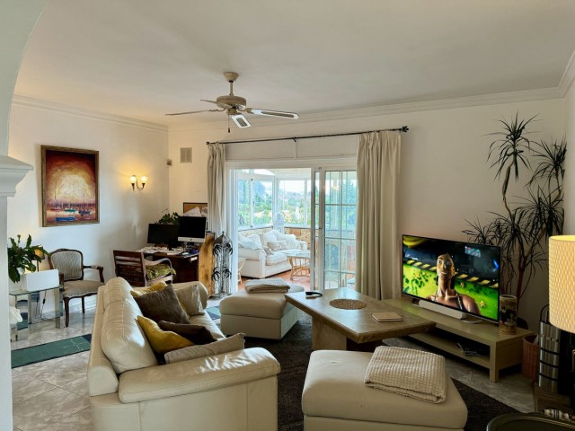 6 Bedrooms Villa in Mijas