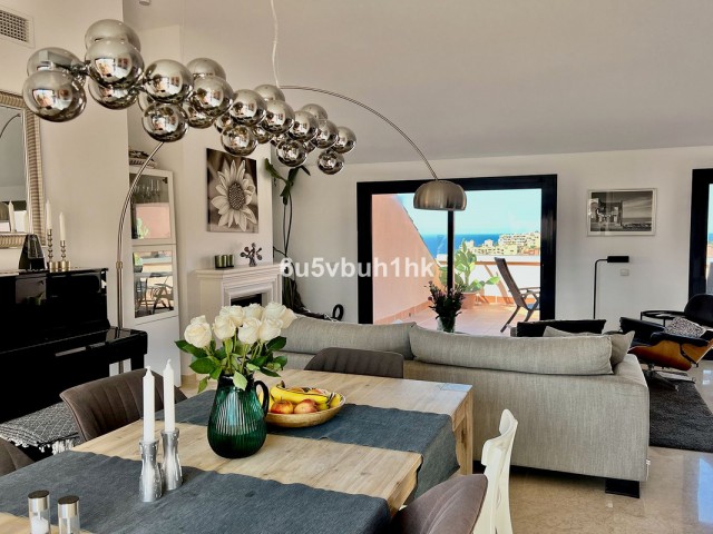 Apartment, Calahonda, R5213353