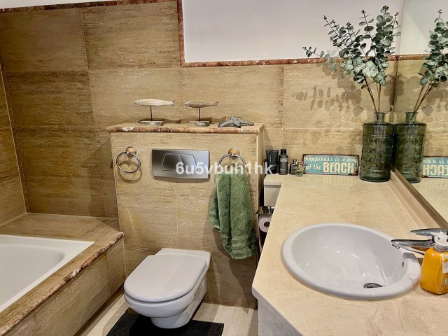 3 Bedrooms Apartment in Calahonda
