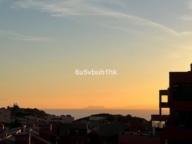 3 Bedrooms Apartment in Calahonda
