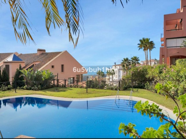 3 Bedrooms Apartment in Calahonda