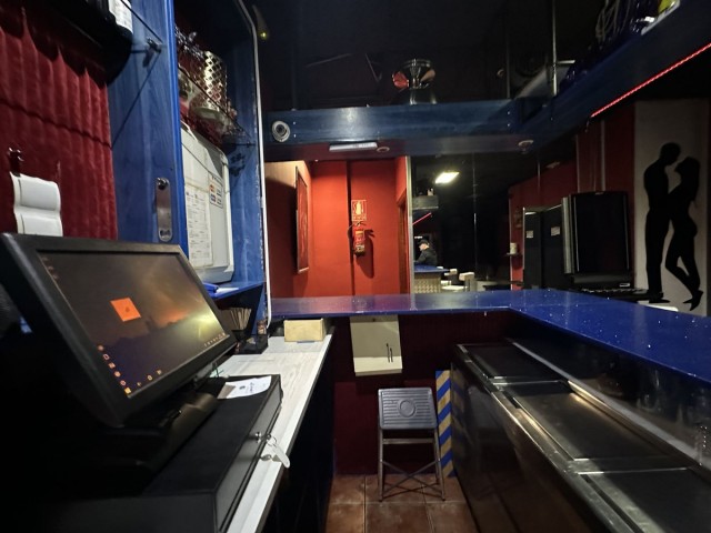 Comercial con 0 Dormitorios  en Marbella