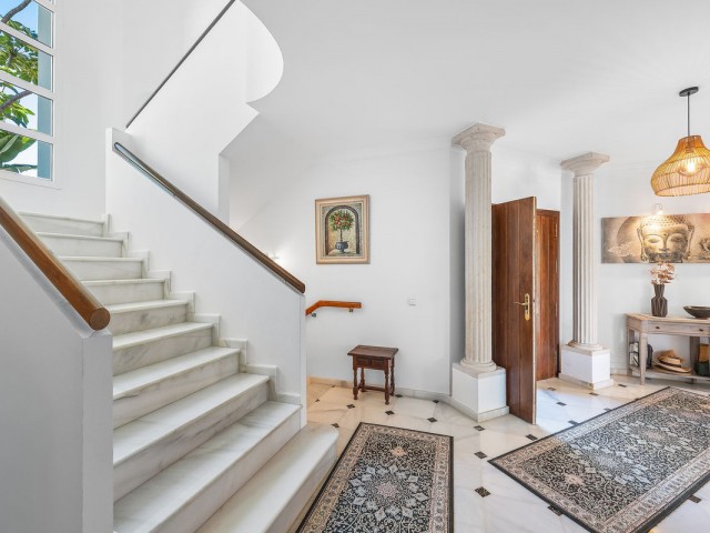 3 Bedrooms Villa in Estepona