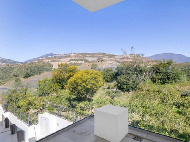 Penthouse in Nueva Andalucía