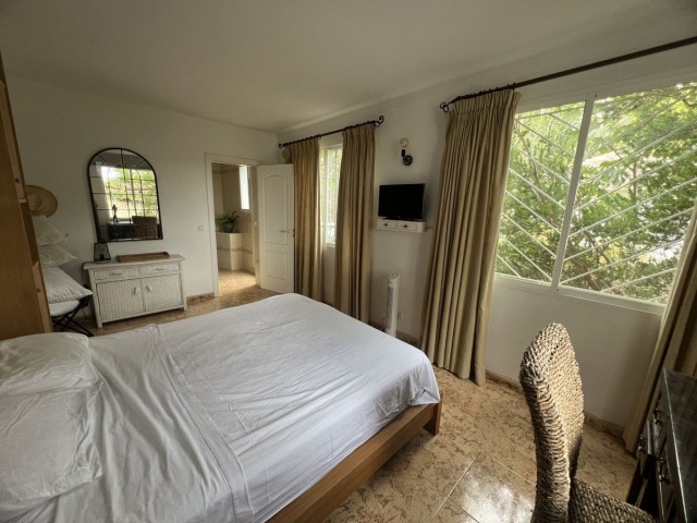 6 Schlafzimmer Villa in New Golden Mile