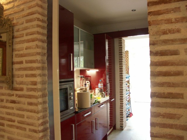 6 Schlafzimmer Villa in New Golden Mile