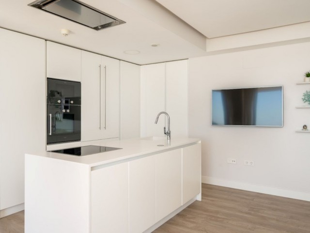 2 Bedrooms Apartment in Estepona