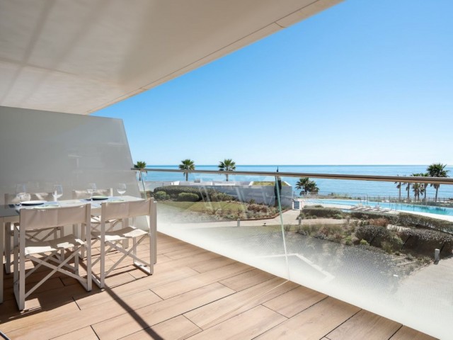 2 Bedrooms Apartment in Estepona