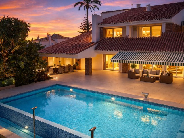 7 Schlafzimmer Villa in Puerto Banús