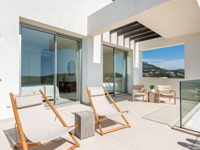 4 Bedrooms Apartment in Benahavís