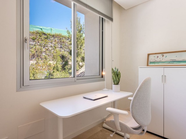 4 Bedrooms Apartment in Benahavís