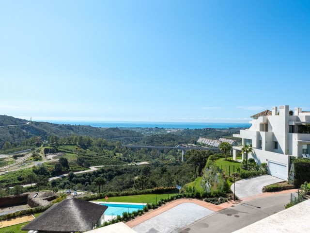 4 Bedrooms Apartment in Benahavís