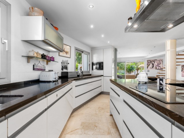 5 Schlafzimmer Villa in San Pedro de Alcántara