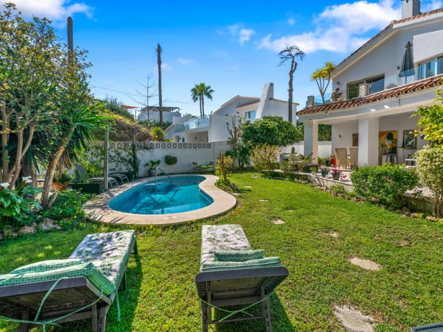 5 Schlafzimmer Villa in San Pedro de Alcántara