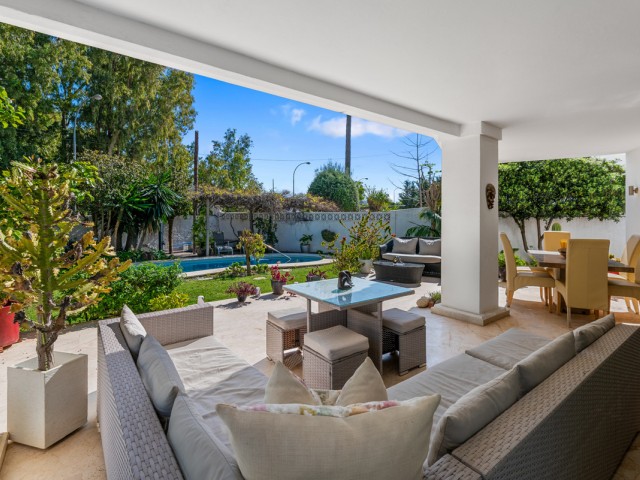 5 Schlafzimmer Villa in San Pedro de Alcántara