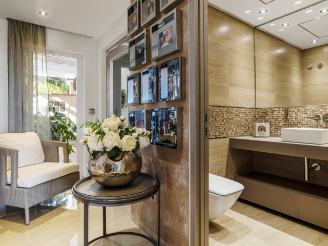 4 Bedrooms Apartment in Benahavís