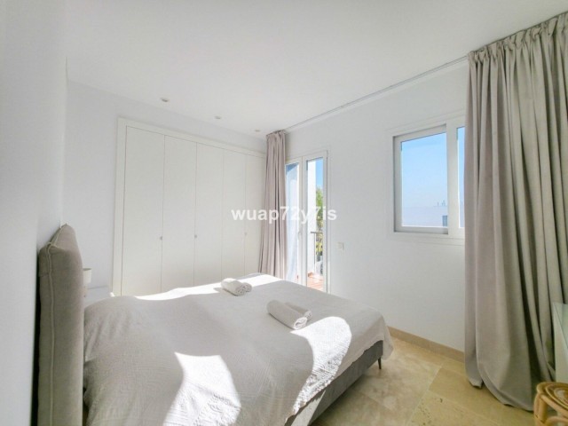 3 Bedrooms Apartment in Benahavís