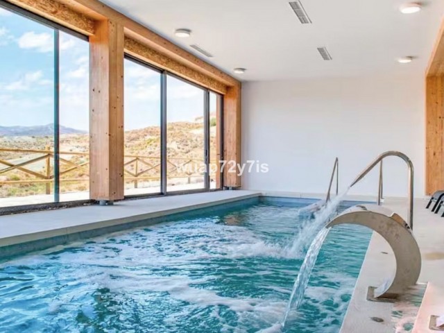 3 Bedrooms Apartment in Benahavís