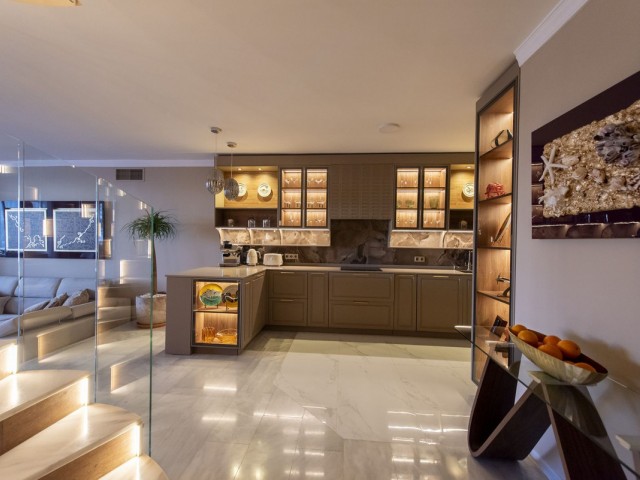 3 Schlafzimmer Reihenhaus in Nueva Andalucía