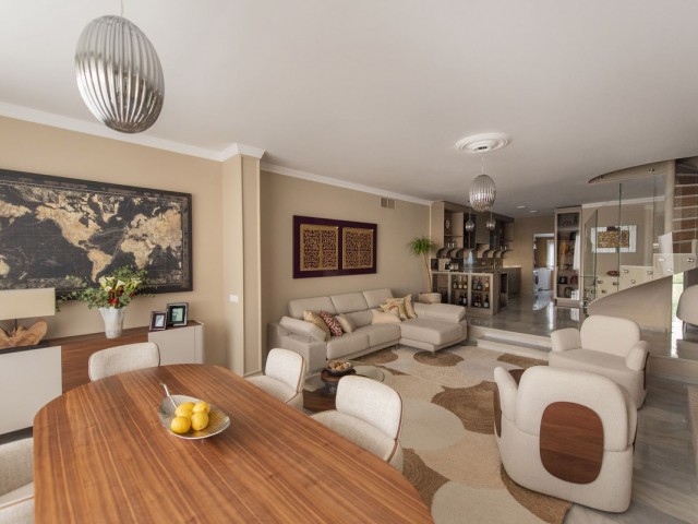 3 Schlafzimmer Reihenhaus in Nueva Andalucía