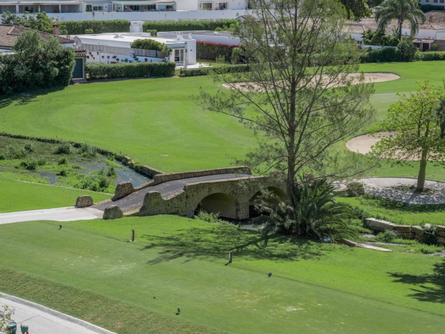 4 Sovrums Lägenhet i Guadalmina Alta