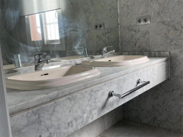 4 Bedrooms Townhouse in Marbella