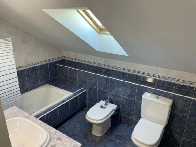 4 Bedrooms Townhouse in Marbella