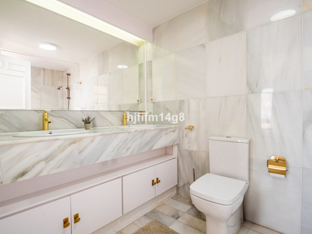 3 Bedrooms Apartment in Benahavís