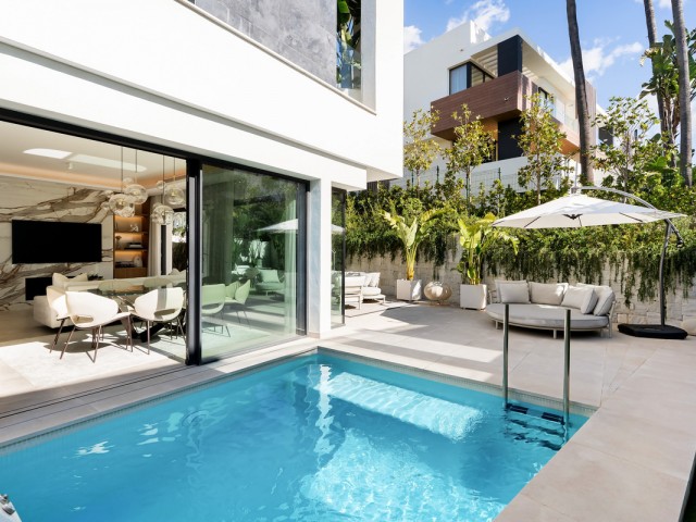 4 Bedrooms Villa in Sierra Blanca