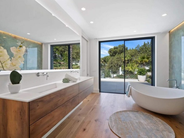 4 Bedrooms Villa in Río Real