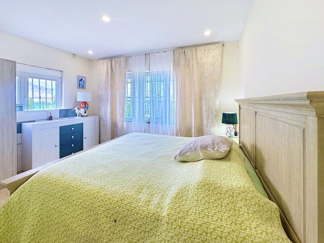 3 Bedrooms Villa in Estepona