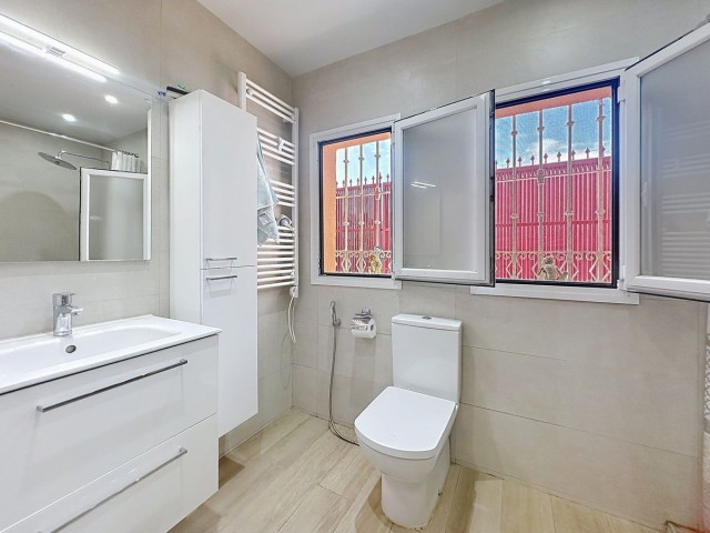 3 Bedrooms Villa in Estepona