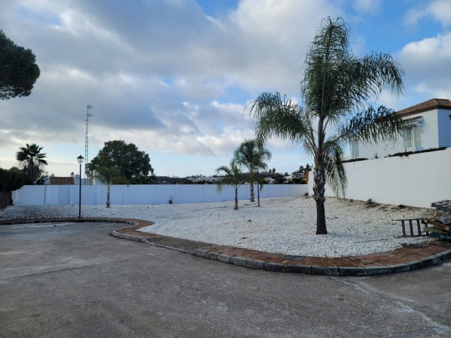  Plot in Nueva Andalucía