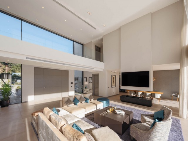 5 Bedrooms Villa in El Madroñal