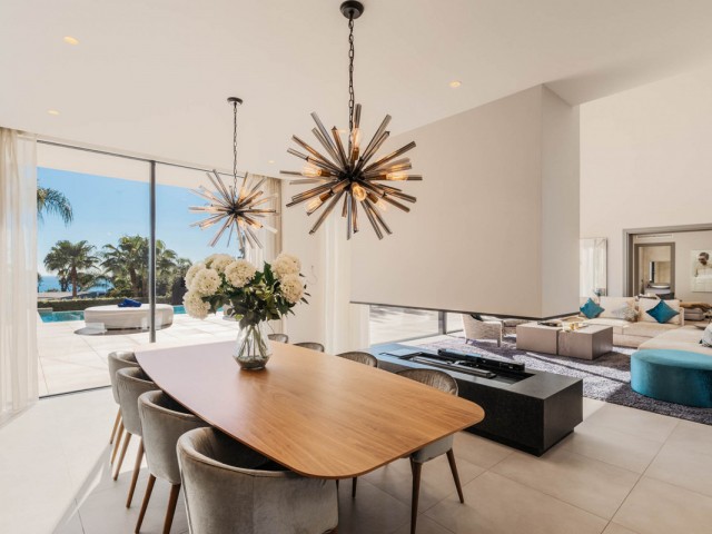 5 Bedrooms Villa in El Madroñal