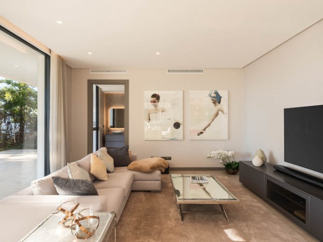 5 Bedrooms Villa in El Madroñal