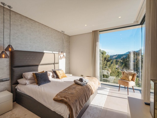 5 Bedrooms Villa in El Madroñal