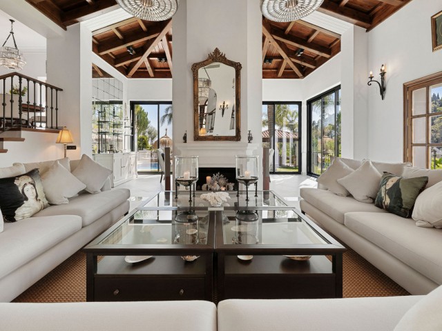 4 Bedrooms Villa in El Madroñal