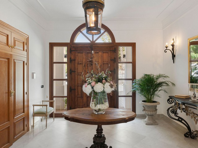 4 Bedrooms Villa in El Madroñal