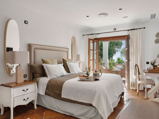 4 Bedrooms Villa in El Madroñal