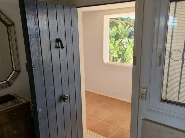 Penthouse avec 1 Chambres  à Puerto de Cabopino