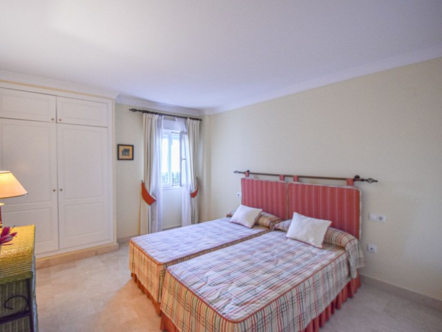 2 Bedrooms Apartment in San Pedro de Alcántara