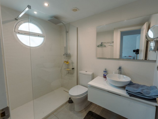 Maison mitoyenne avec 4 Chambres  à New Golden Mile