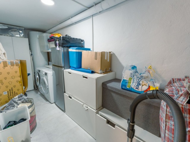 Maison mitoyenne avec 4 Chambres  à New Golden Mile