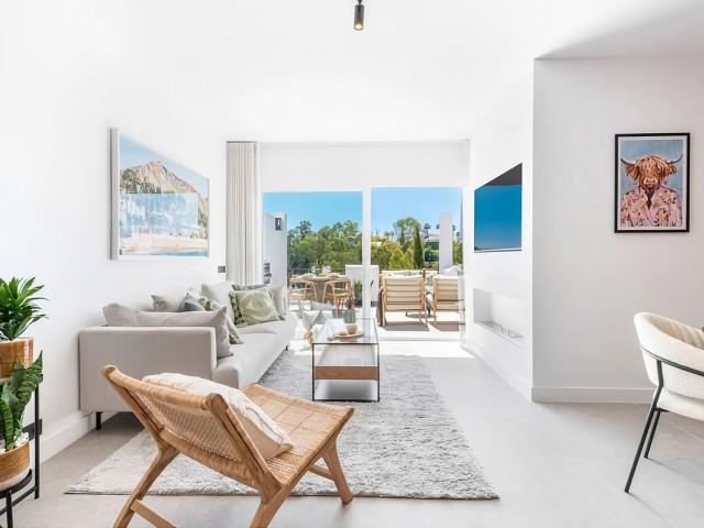 3 Bedrooms Apartment in Benahavís