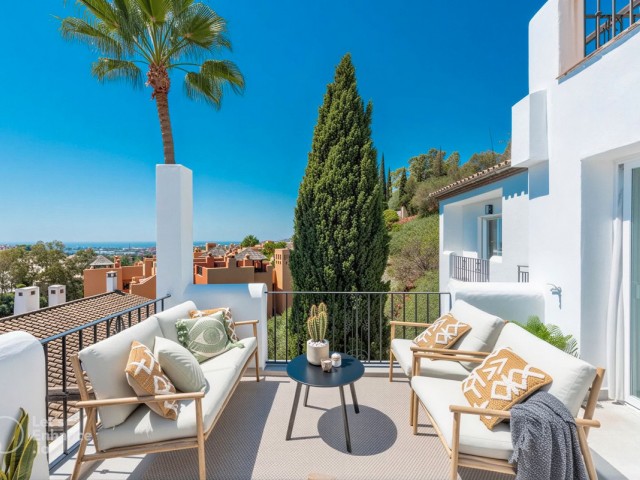 3 Bedrooms Apartment in Benahavís